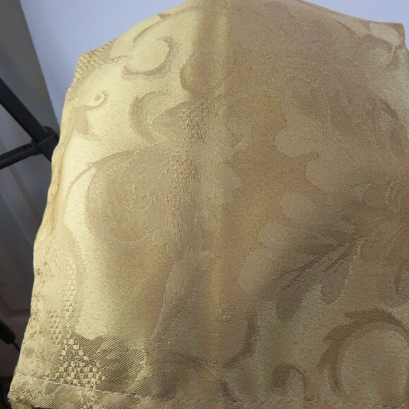 Vintage Gold Jacquard Fabric(4) Dinner Napkins 16.5x16.5" - Picture 7 of 8